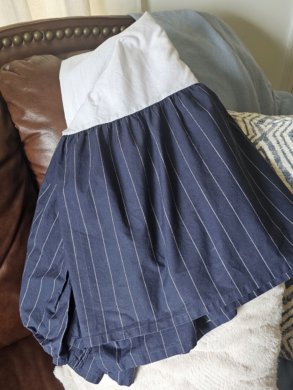 CHAPS Ralph Lauren KING Bedskirt Navy, Pinstripes For Masculine, Nautical Themes